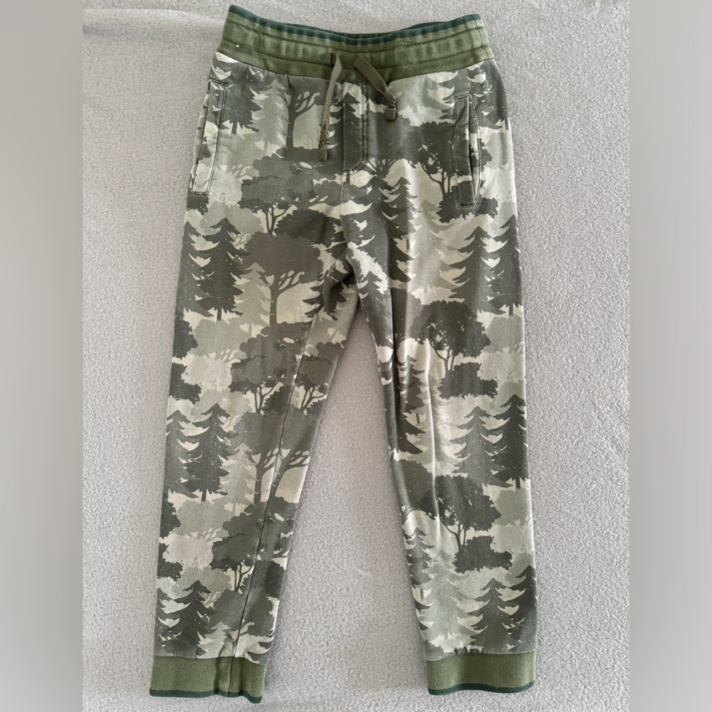 Dolce & Gabbana Casual Sweatpants - Camouflage size 7/8